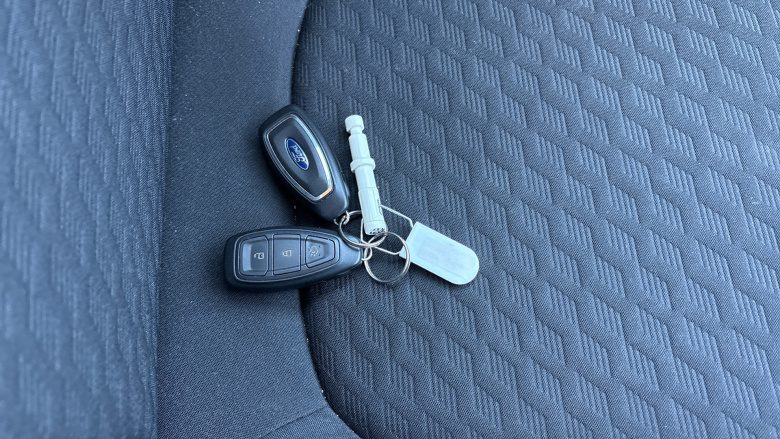 Ford Puma 1.0 EcoBoost Hybrid mHEV Titanium 5dr DCT Petrol Hatchback